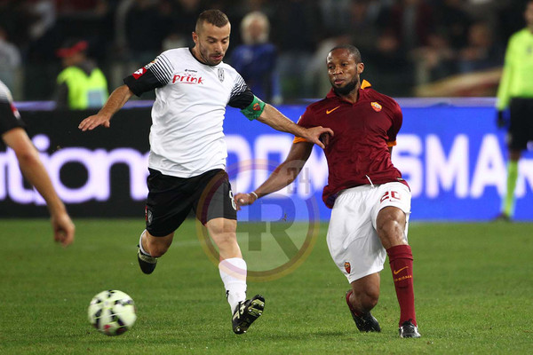 keita-azione-roma-cesena-291014-mancini-2