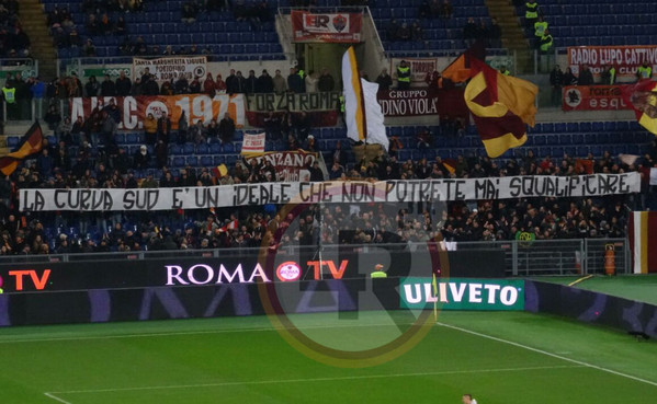 striscione-sud-ideale-roma-empoli
