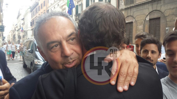 pallotta-garcia-abbraccio-2