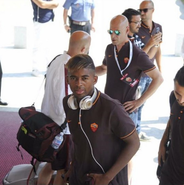 11749634_573425196128774_1953063154_n