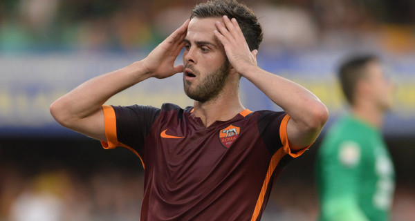 hellas-verona-fc-v-as-roma-serie-a-15