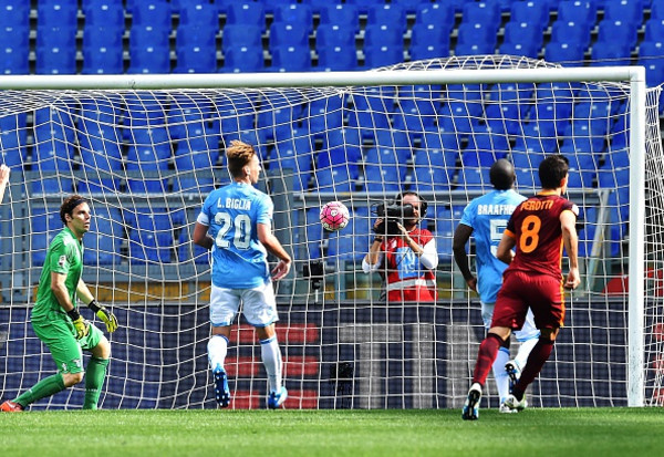 fbl-ita-seriea-lazio-roma-30