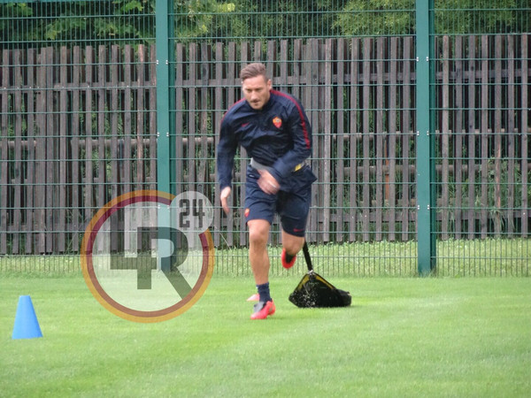 totti-allenamento-differenziato-pinzolo