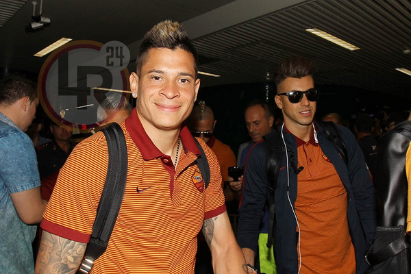 iturbe-el-shaarawy-fiumicino-roma-in-partenza-per-boston-23-07-16