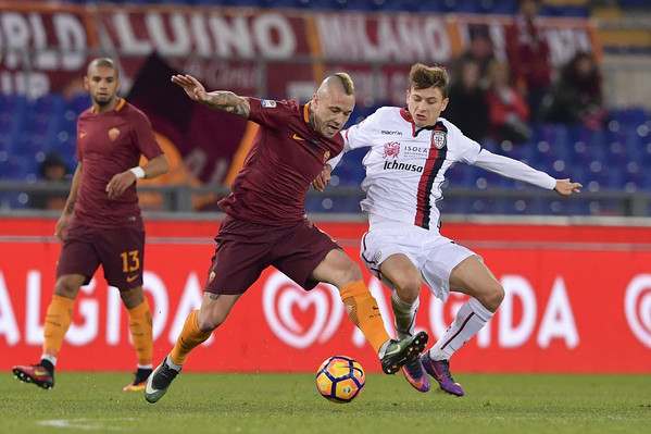 as-roma-v-cagliari-calcio-serie-a-4