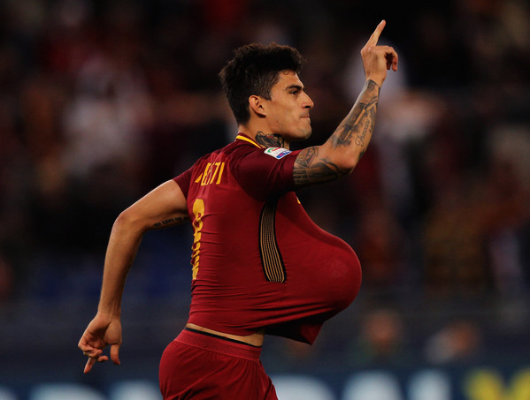 as-roma-v-fc-crotone-serie-a-48