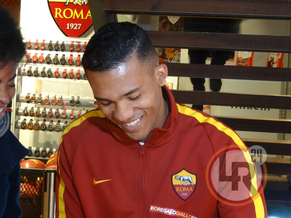 whatsapp-image-2017-12-13-at-15-16-01