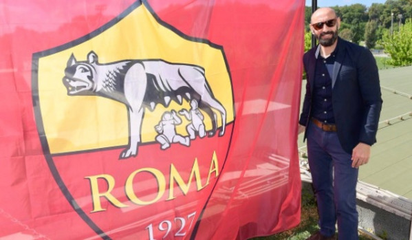 monchi-coloriamo-la-citta