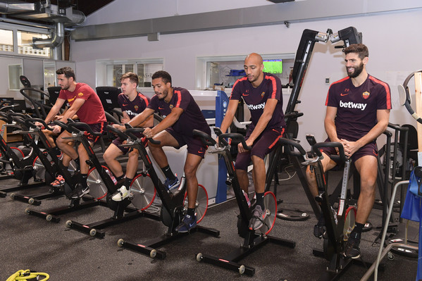 as-roma-sessione-di-allenamento-in-palestra-11