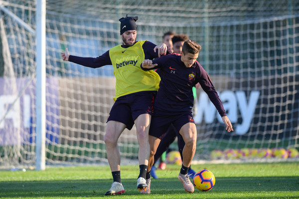 as-roma-allenamento-a-trigoria-227