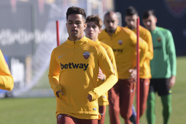 as-roma-sessione-di-allenamento-uefa-champions-league-11