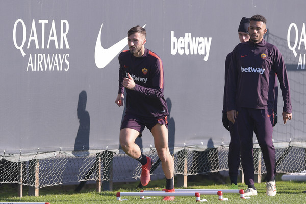 asroma-allenamento-a-trigoria-60