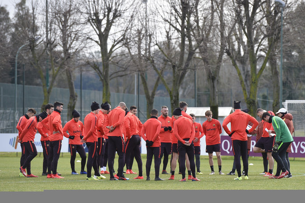 as-roma-seduta-di-allenamento-al-centro-sportivo-di-trigoria-8