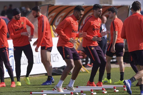 as-roma-allenamento-a-trigoria-392