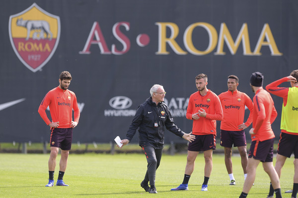 sessione-di-allenamento-dellas-roma-96