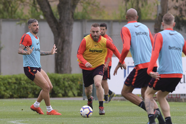 as-roma-allenamento-di-rifinitura-a-trigoria-42