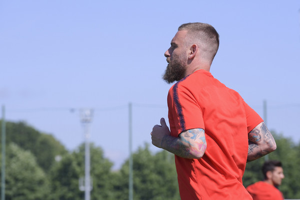 as-roma-allenamento-pomeridiano-a-trigoria-55