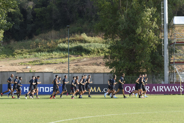 as-roma-seduta-pomeridiana-di-allenamento-al-centro-sportivo-di-trigoria