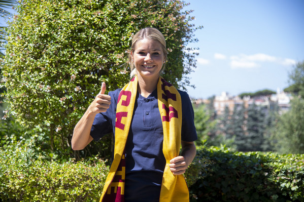 as-roma-visite-mediche-a-villa-stuart-per-la-squadra-femminile-5