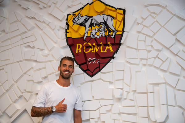 leonardo-spinazzola-un-nuovo-giocatore-dell-as-romaleonardo-spinazzola-un-nuovo-giocatore-dell-as-roma-6