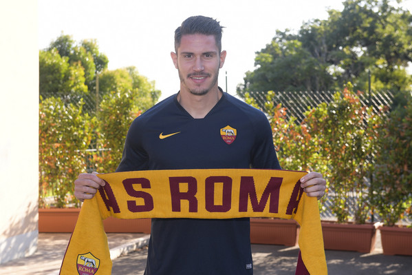 as-roma-la-prima-giornata-del-calciatore-mert-cetin-6