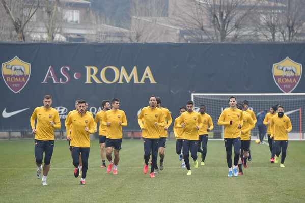 as-roma-allenamento-mattutino-a-trigoria-195