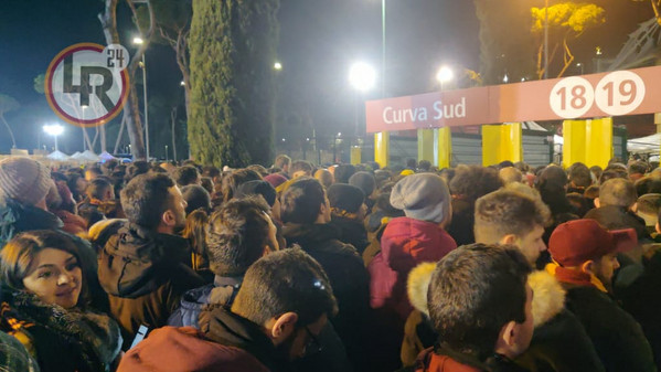 curva-sud-ingresso-roma-gent
