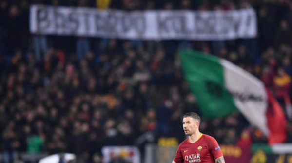roma-porto-striscione-kolarov1-500x279