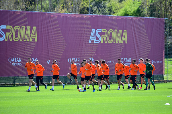 as-roma-sessione-di-allenamento-a-trigoria-483