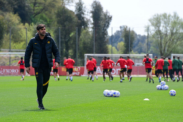 as-roma-sessione-di-allenamento-a-trigoria-512