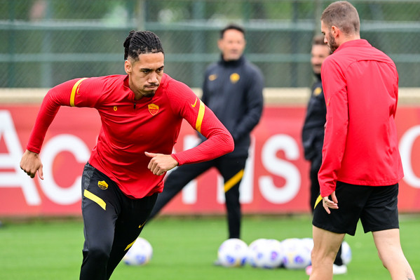 as-roma-sessione-di-allenamento-a-trigoria-545