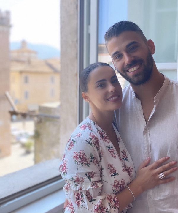 spinazzola-e-moglie-2