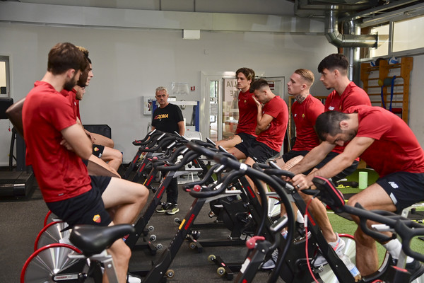 as-roma-training-session-484