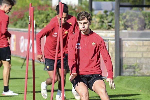 as-roma-training-session-525