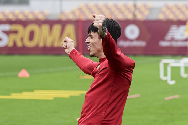 as-roma-training-session-564