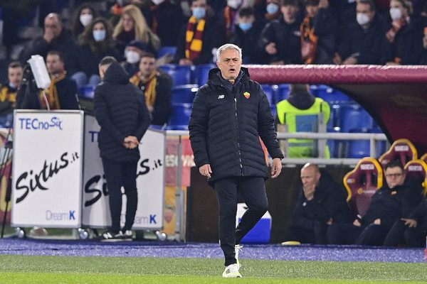 as-roma-v-uc-sampdoria-serie-a-97