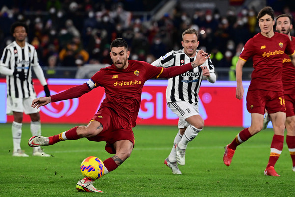 as-roma-v-juventus-serie-a-26