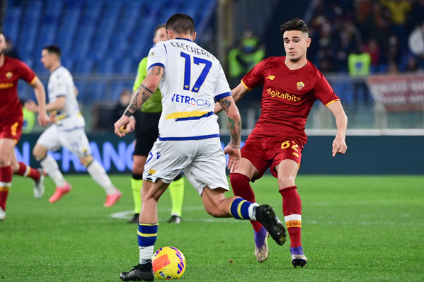 as-roma-v-hellas-verona-fc-serie-a-26