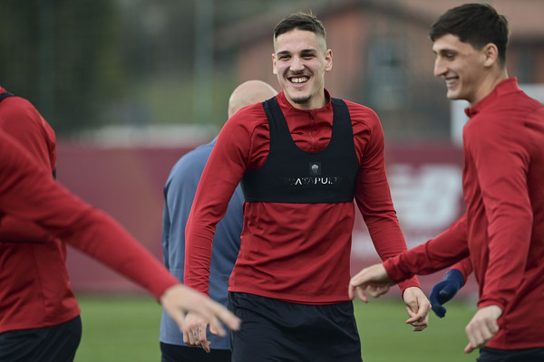 as-roma-training-session-633