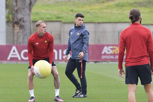 as-roma-training-session-661