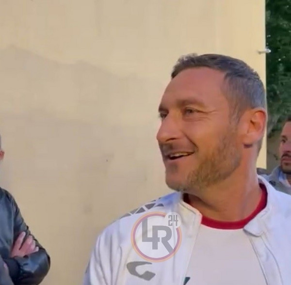 totti-romulea-calcio8-2