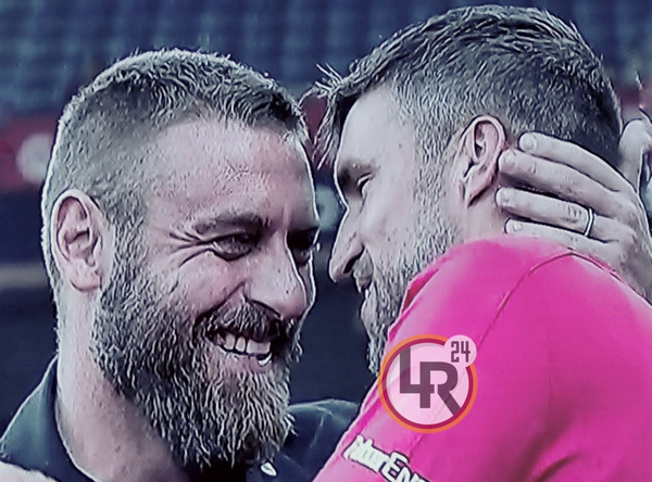 abbraccio-strootman-de-rossi