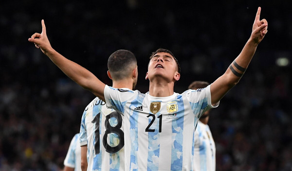 dybala-esulta