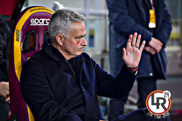 mourinho-in-the-box-11