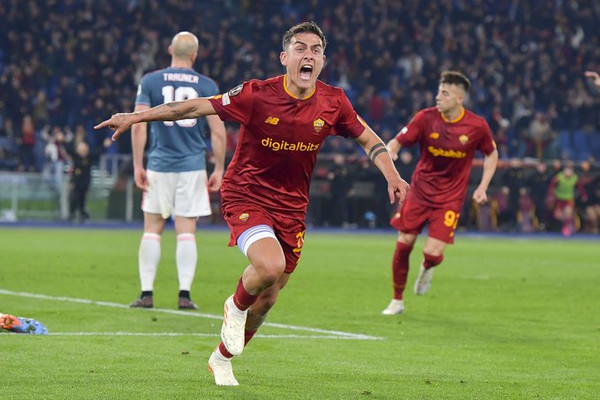dybala-esultanza-roma-feyenoord