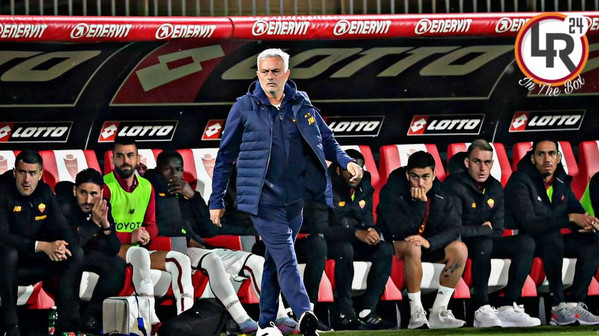 mourinho-in-the-box-16
