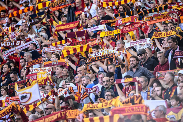 big-roma-monza-stadio-olimpico-tifosi-1