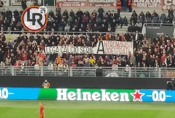 roma-bayer-leverkusen-striscione-tribuna-tevere-lega-serie-a