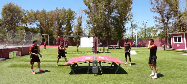 teqball-challenge-pagano-aouar-el-shaarawy-ndicka