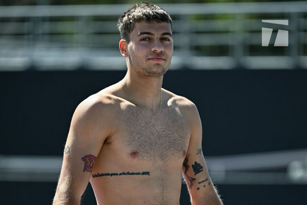 cobolli-tatuaggio-bove-2